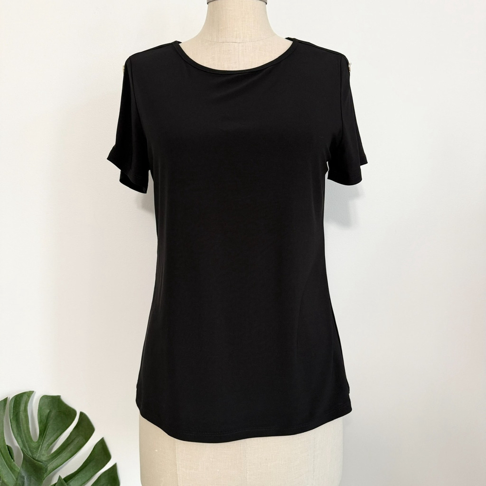 Anne Klein Short Sleeve Button Shoulder Blouse Womenโs Small Black Gold New
